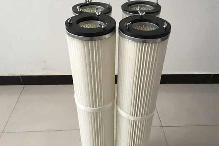 具有耐酸堿、耐腐蝕、防爆性能強(qiáng)、過(guò)濾面積大、防油防水、過(guò)濾效率高等特點(diǎn)