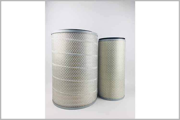 留意調(diào)查引射管尾管彎曲處、喉口有否破損孔洞，一經(jīng)發(fā)現(xiàn)應(yīng)立即修補(bǔ)或替換尾管，否則將嚴(yán)重影響貨車(chē)空氣濾清器的過(guò)濾作用