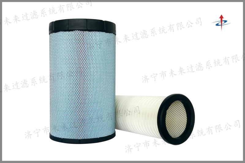 商用車空氣濾清器屬于汽車用品，由濾芯和殼體兩部分組成，防止吸入對(duì)身體有害的污染物